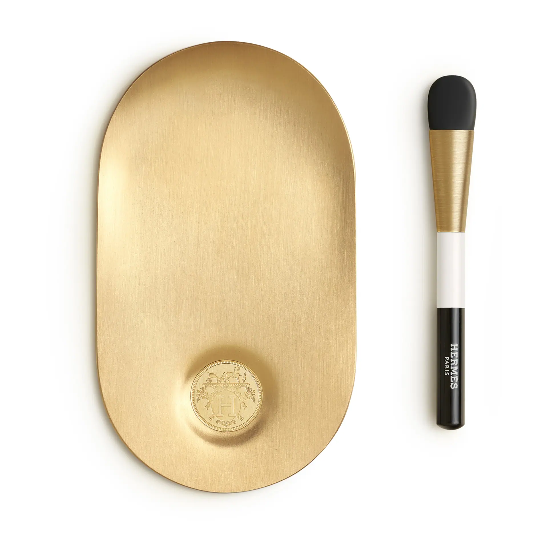 Hermès Plein Air Plate and Spatula For Foundation - Adore Beauty